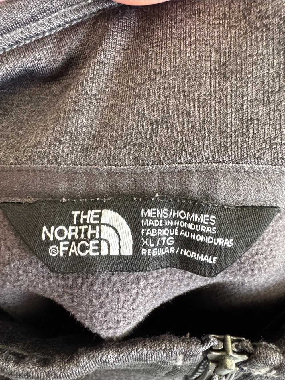 The North Face Men's Quarter-Zip Pullover - Charcoal